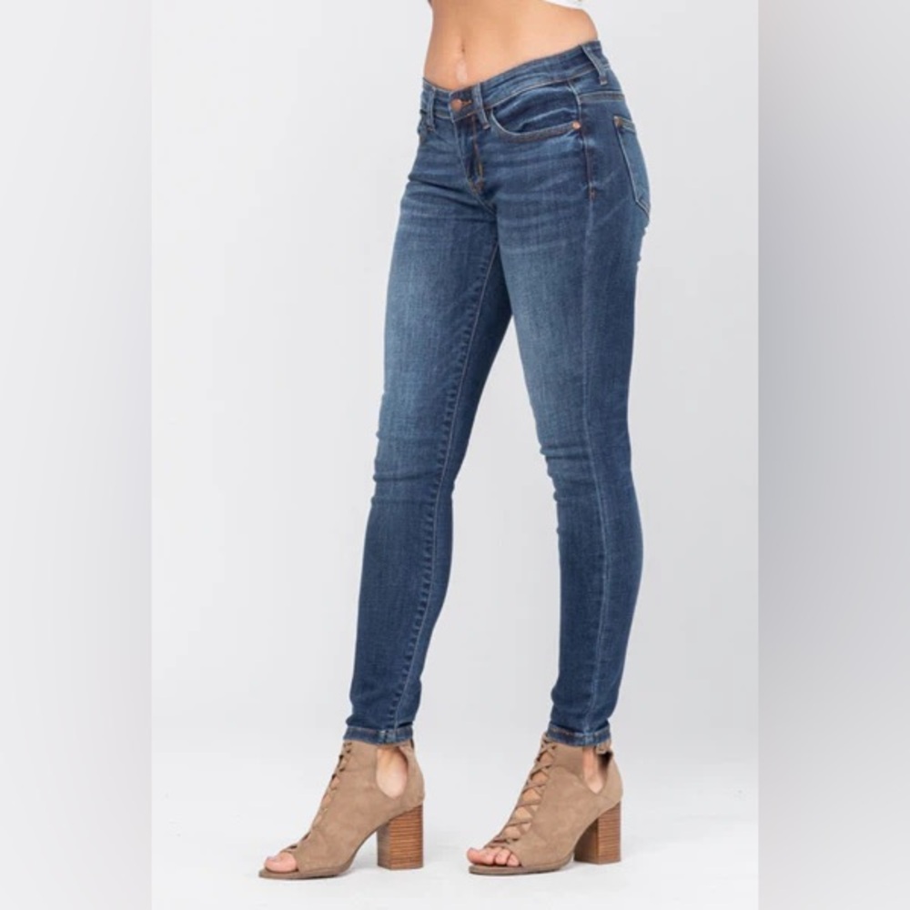 Judy Blue Bristol Midrise Handsand Skinny Jeans Medium Wash Denim sz 27 Stretch